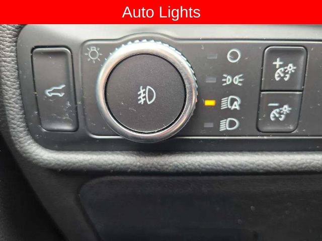 Certified 2020 Ford Explorer XLT w/ Equipment Group 202A AWD/4WD image 22