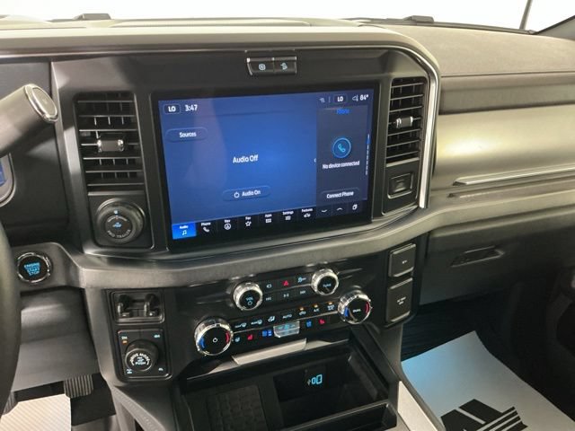 Certified 2025 Ford F350 Platinum w/ Tremor Off-Road Package AWD/4WD image 20