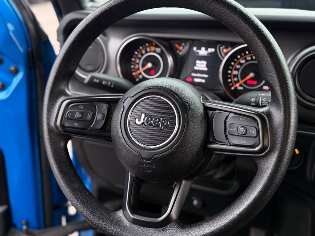 Used 2022 Jeep Wrangler Sport AWD/4WD image 20