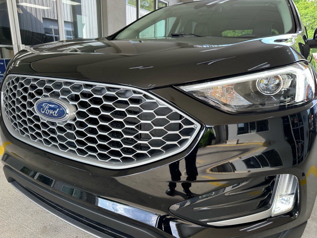 Certified 2023 Ford Edge SEL w/ Convenience Package image 6