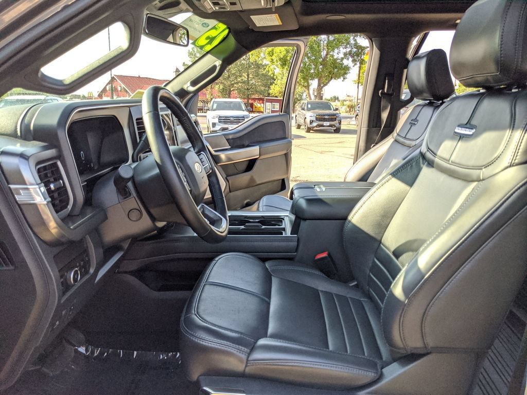 Certified 2025 Ford F250 Platinum w/ Tremor Off-Road Package AWD/4WD image 16