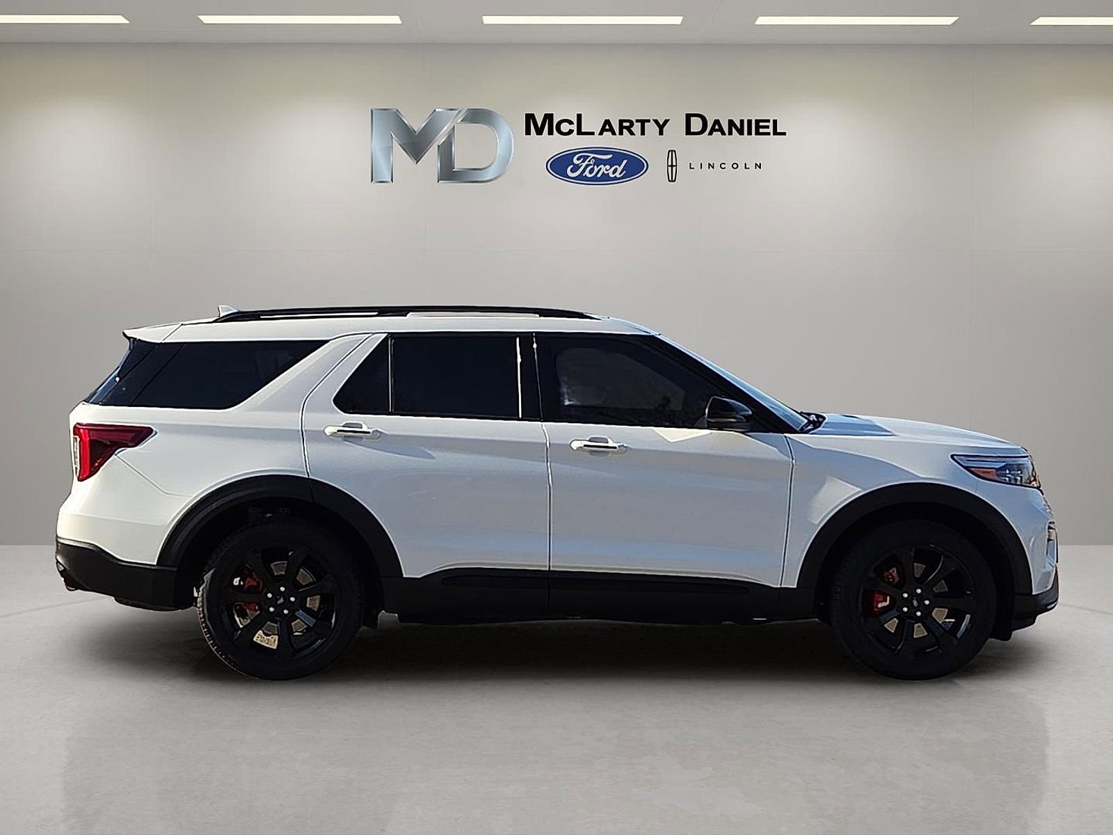 Certified 2023 Ford Explorer ST w/ Equipment Group 401A AWD/4WD image 6