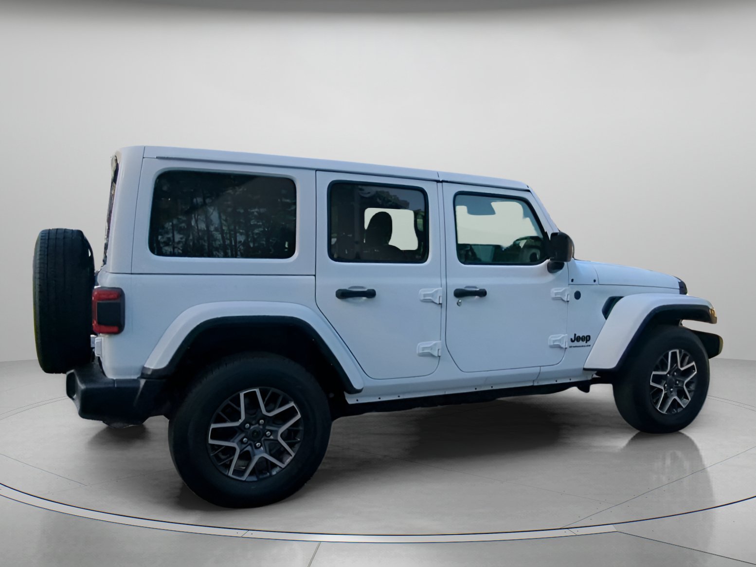 Used 2025 Jeep Wrangler Unlimited Sahara AWD/4WD image 30