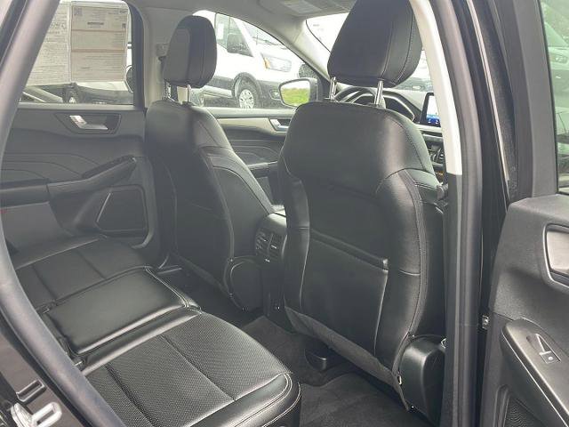 Certified 2022 Ford Escape SEL AWD/4WD image 28
