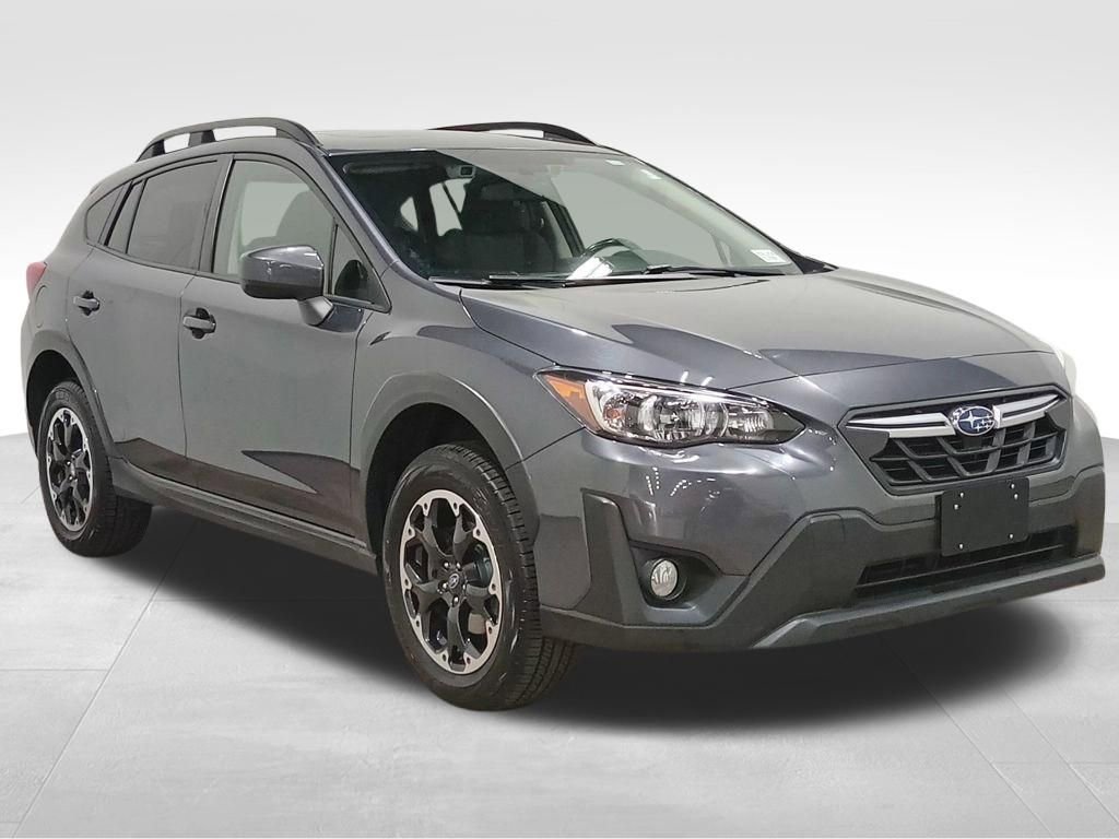 Used 2021 Subaru Crosstrek 2.0i Premium w/ Moonroof Package image 2