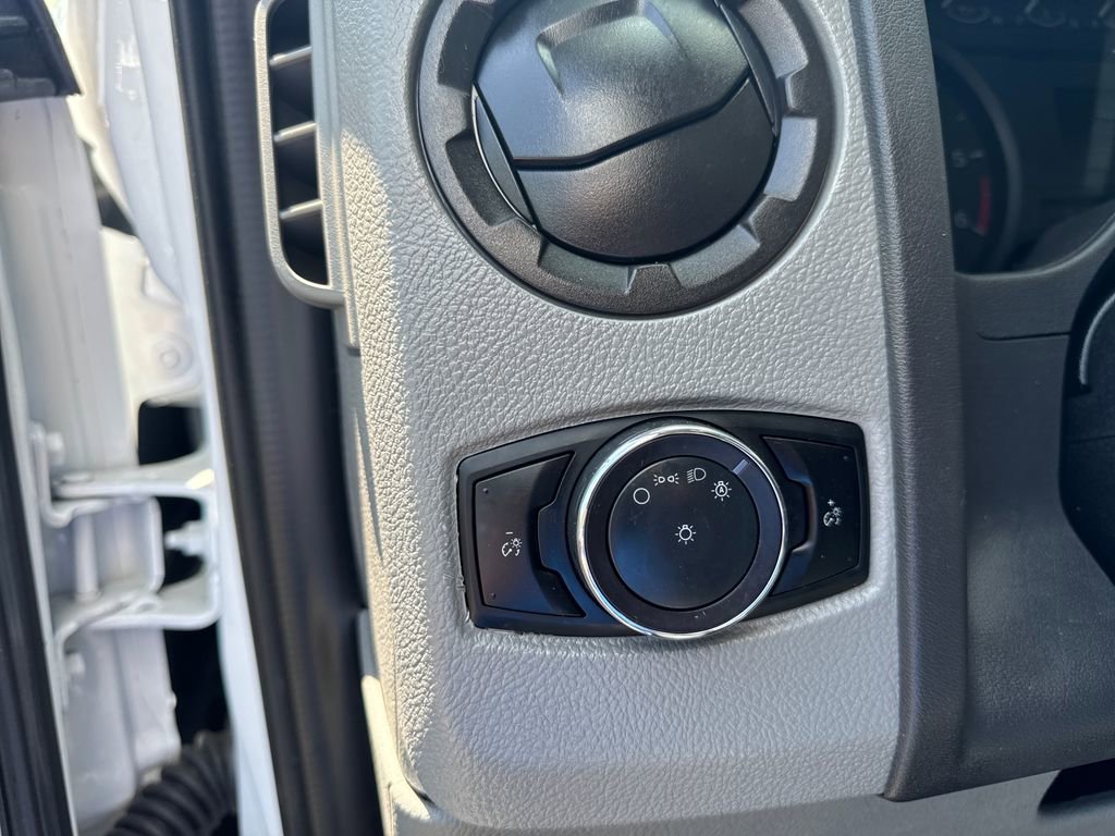 Certified 2025 Ford E-450 and Econoline 450 Super Duty w/ Power Equipment Group RWD image 32