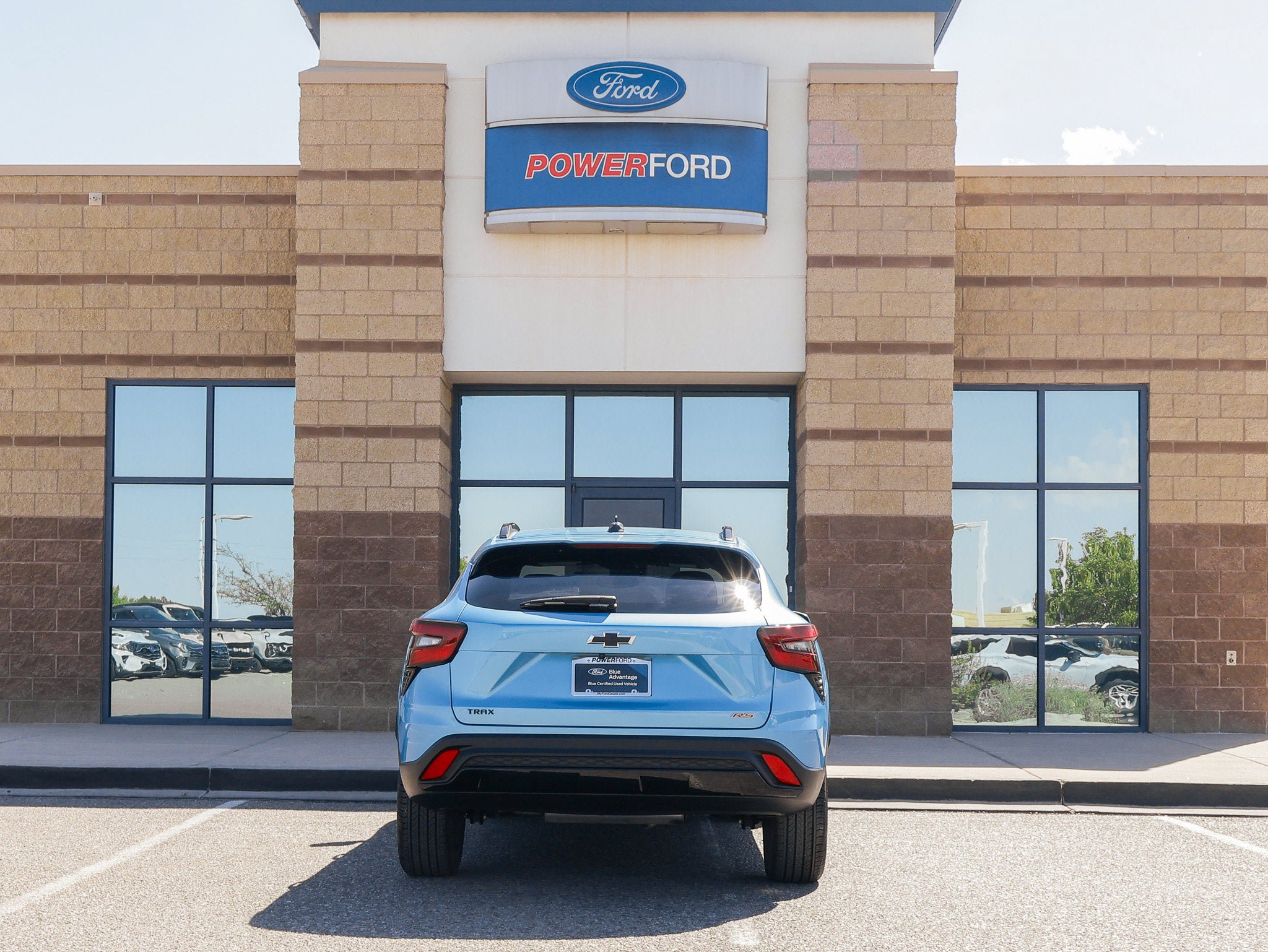 Used 2025 Chevrolet Trax RS FWD image 7