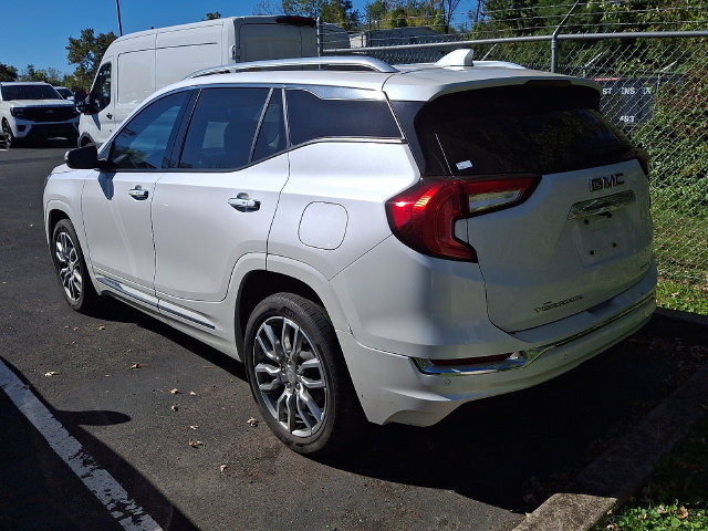 Used 2023 GMC Terrain Denali AWD/4WD image 9