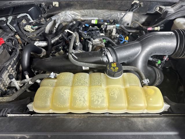 Certified 2019 Ford F150 XL w/ Equipment Group 101A Mid AWD/4WD image 9