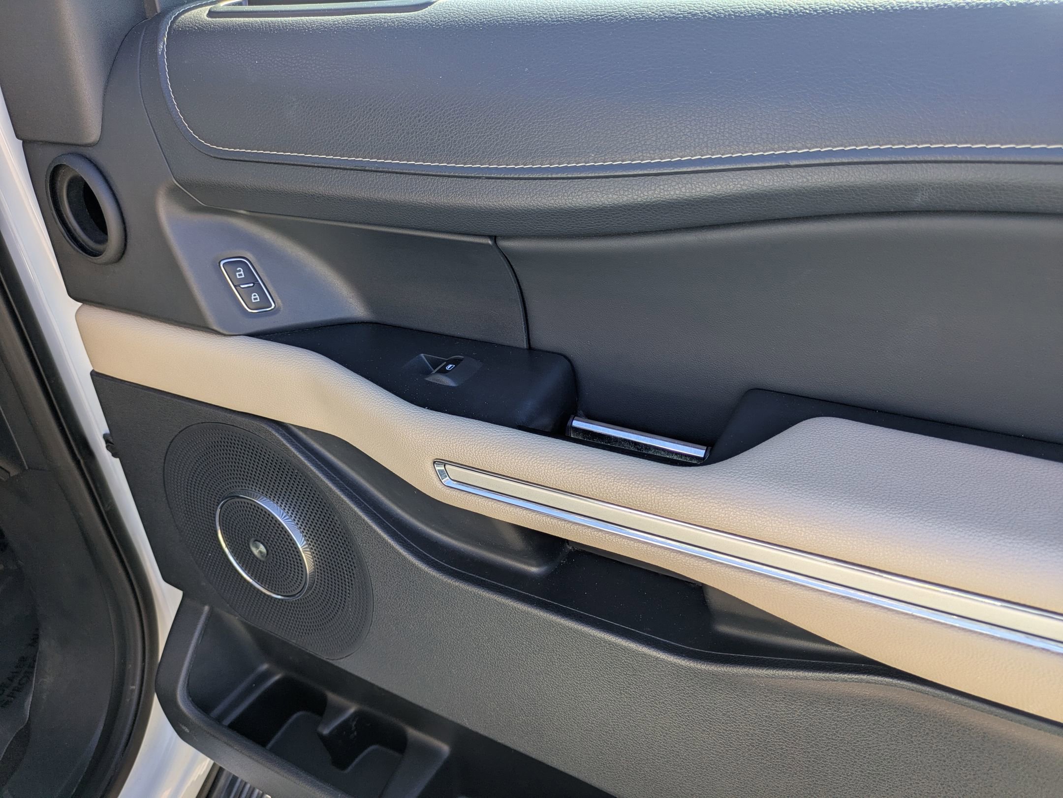 Certified 2024 Ford Expedition Limited image 33