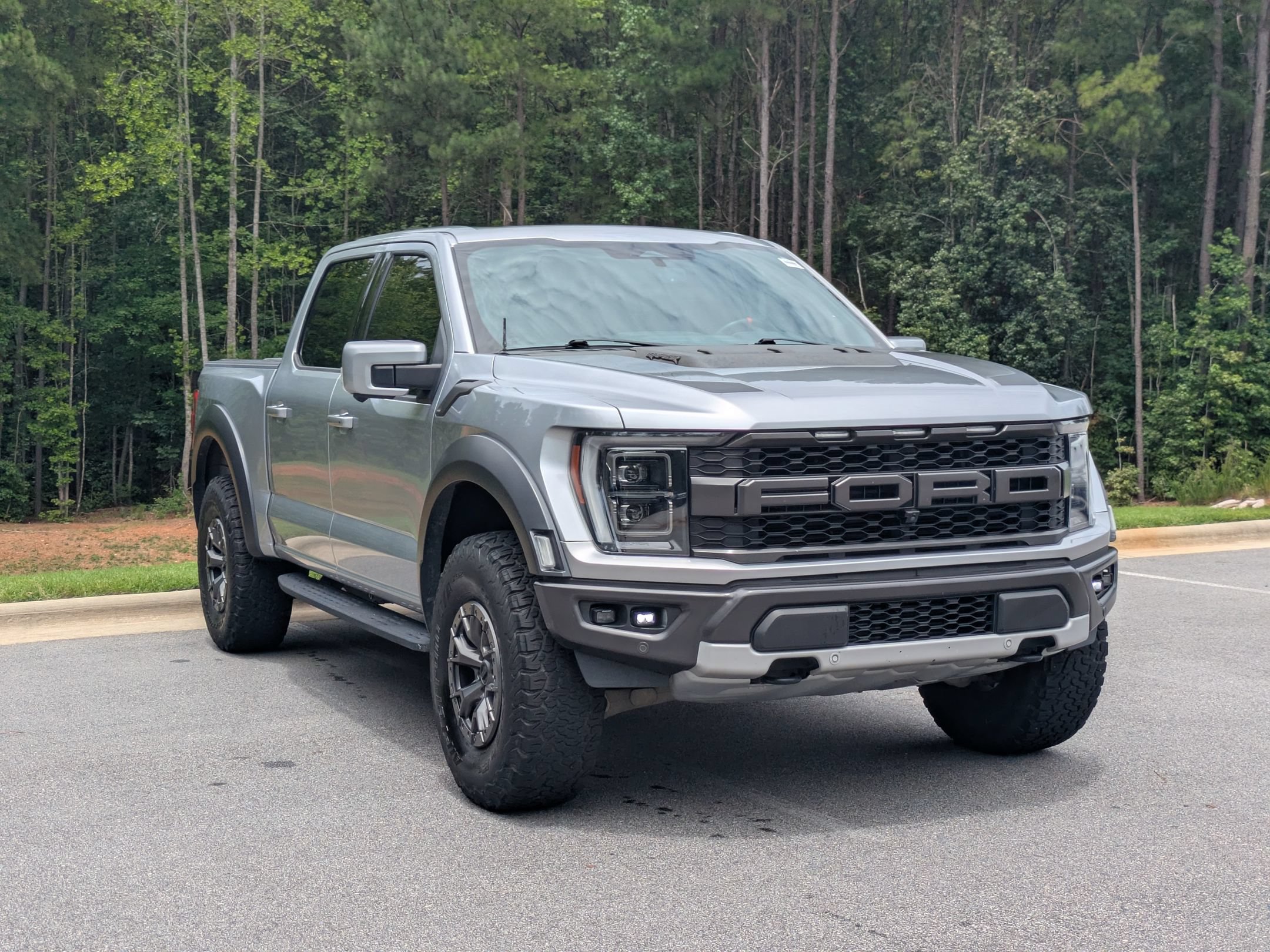 Certified 2023 Ford F150 Raptor w/ Raptor 37 Performance Package AWD/4WD image 2