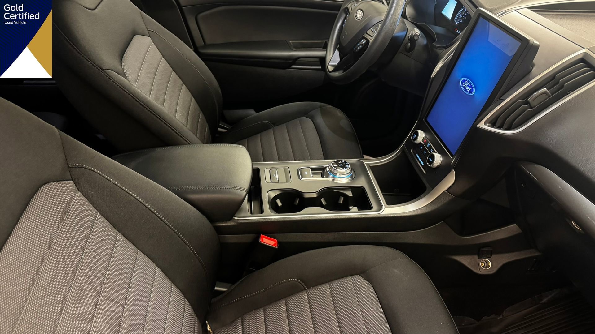 Certified 2022 Ford Edge SE image 11