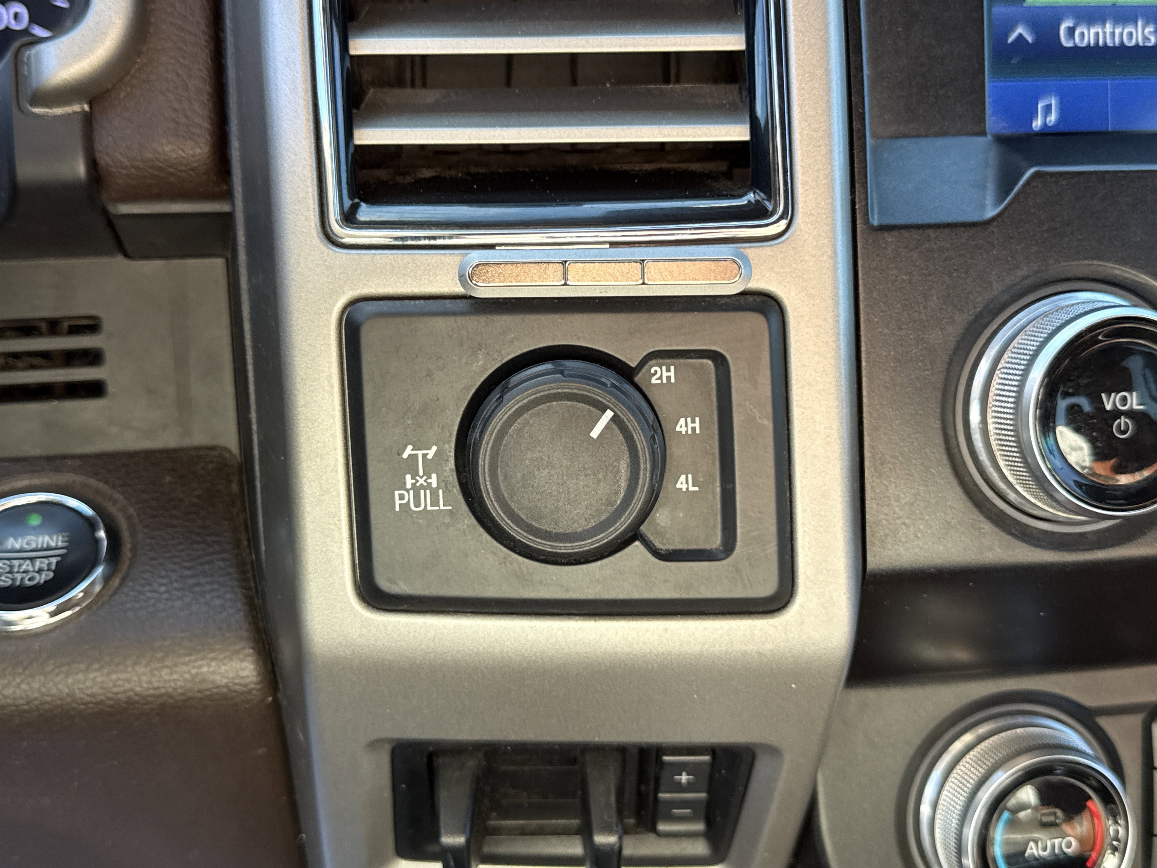 Certified 2021 Ford F250 King Ranch w/ King Ranch Ultimate Package image 24