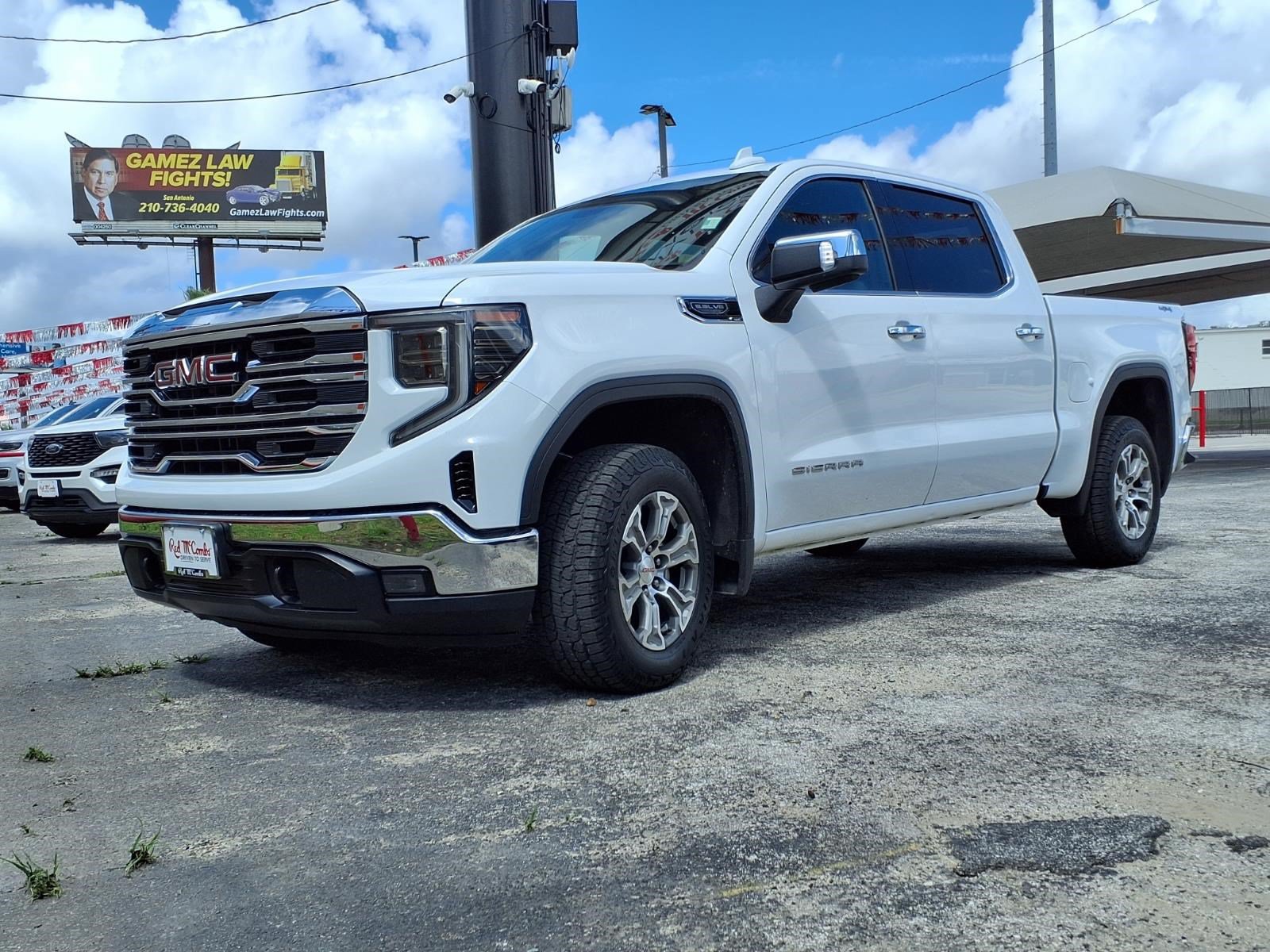 Used 2025 GMC Sierra 1500 SLT AWD/4WD image 1