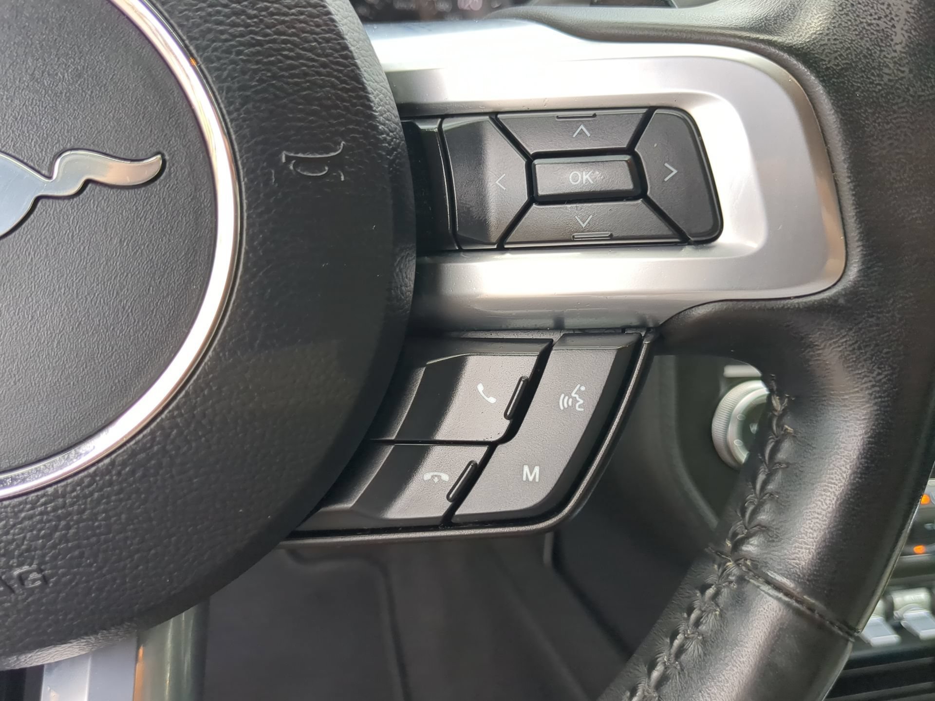 Certified 2020 Ford Mustang Premium RWD image 63