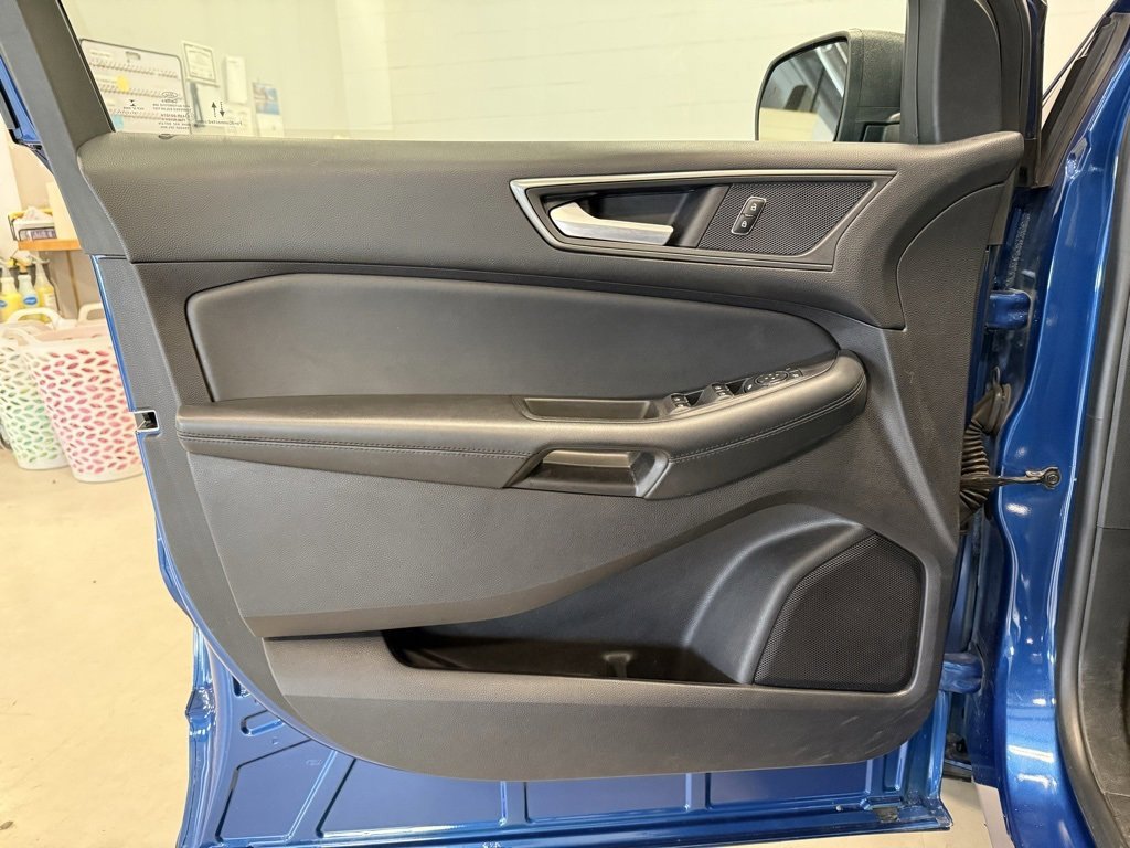Certified 2021 Ford Edge SE w/ Cargo Accessory Package image 25