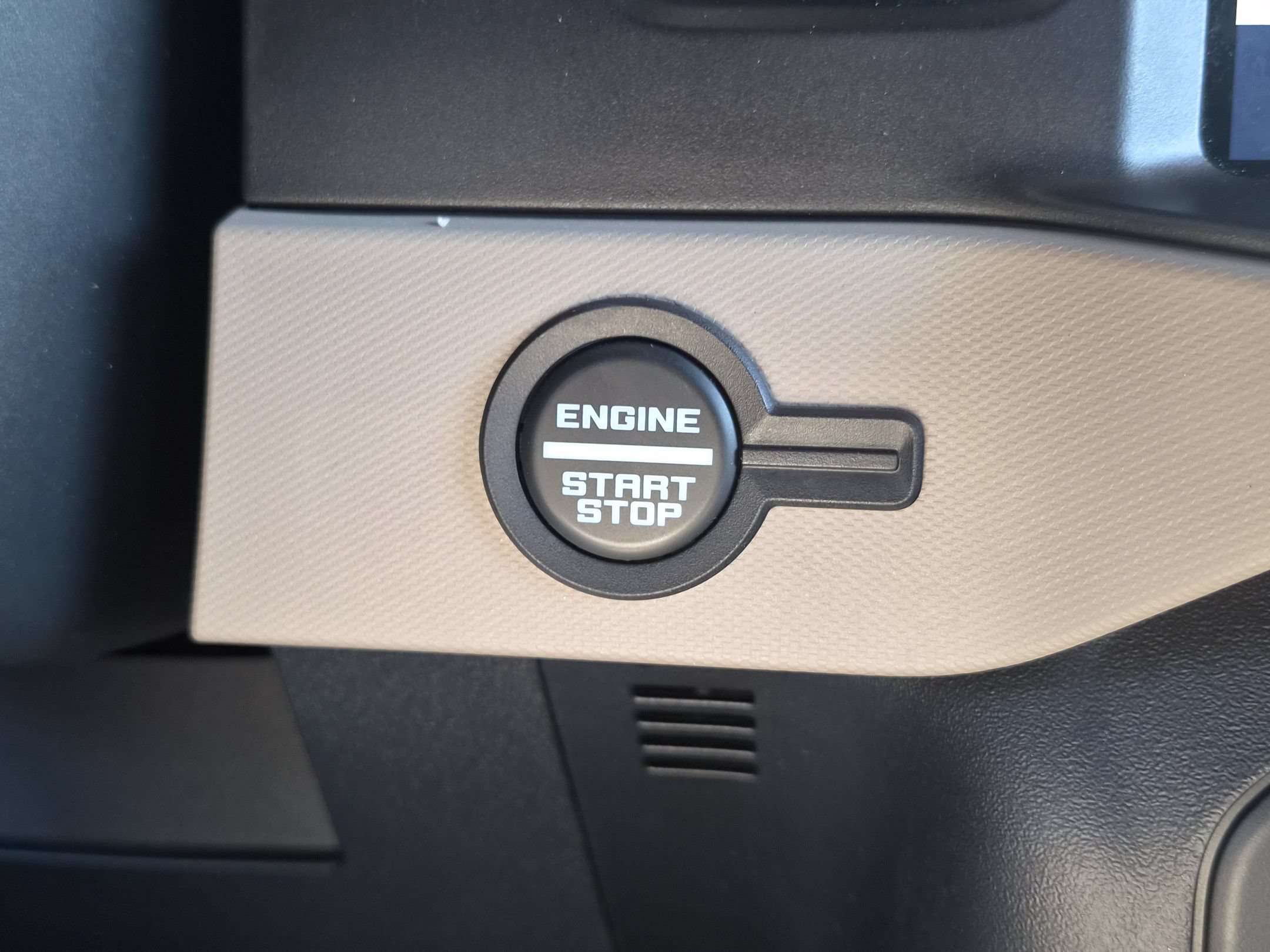 Certified 2023 Ford Bronco Wildtrak AWD/4WD image 28