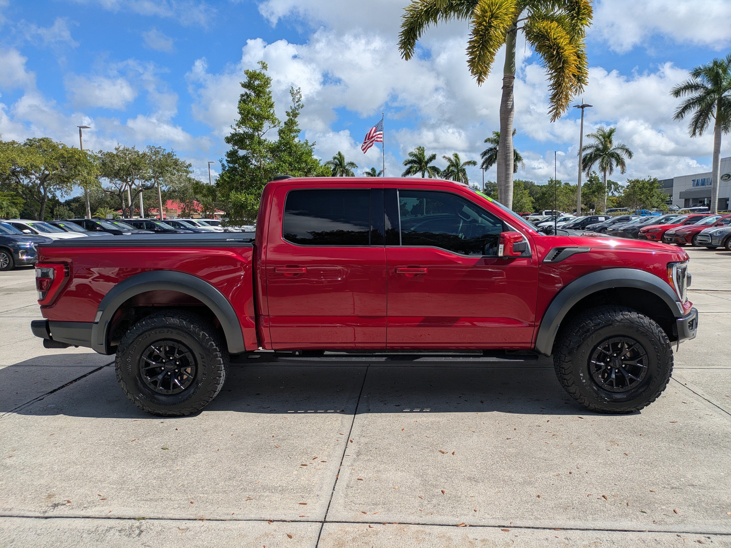 Certified 2023 Ford F150 Raptor w/ Raptor 37 Performance Package AWD/4WD image 3