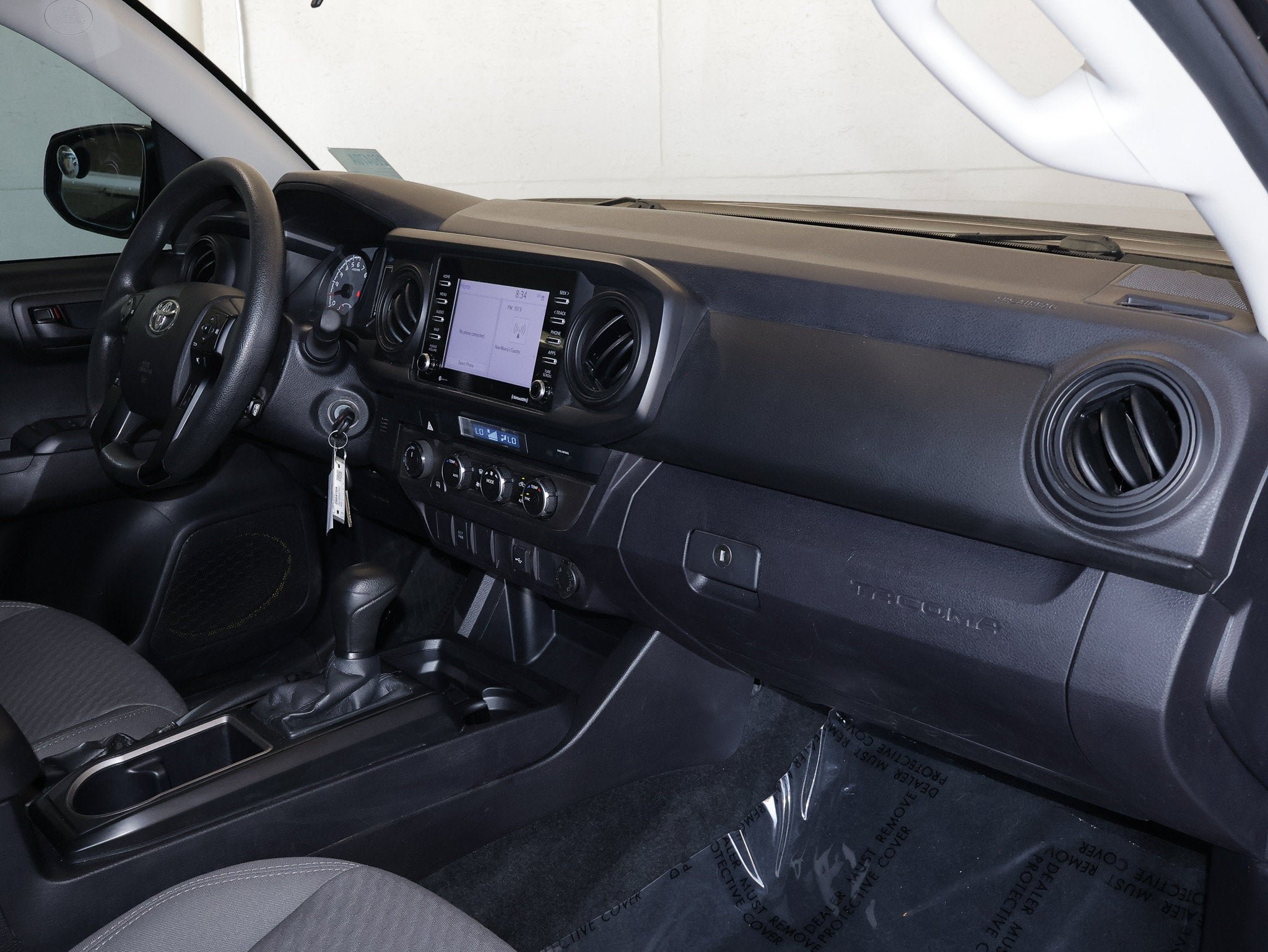 Used 2021 Toyota Tacoma SR AWD/4WD image 39