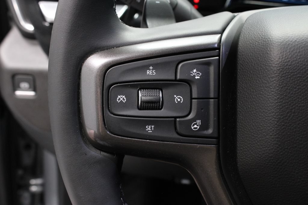 Used 2025 Chevrolet Silverado 1500 High Country w/ High Country Premium Package AWD/4WD image 29
