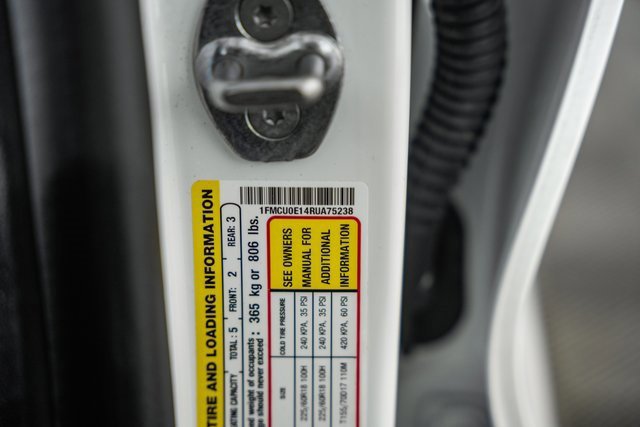 Certified 2024 Ford Escape SE w/ PHEV Premium Package image 45