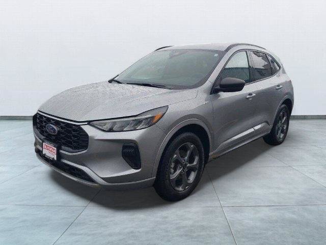 Certified 2024 Ford Escape ST-Line AWD/4WD image 3