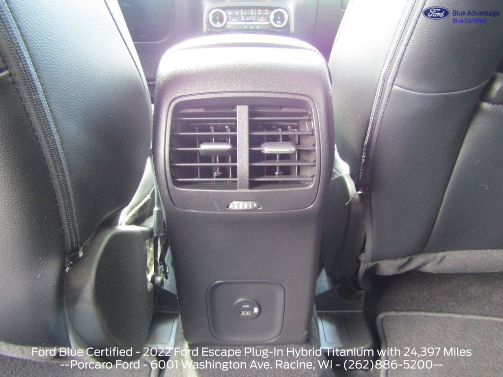 Certified 2022 Ford Escape Titanium FWD image 21