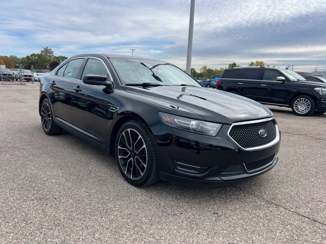 Certified 2018 Ford Taurus SHO AWD/4WD image 3