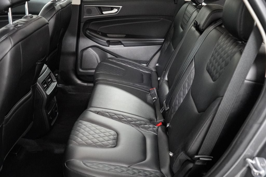 Certified 2023 Ford Edge Titanium AWD/4WD image 31
