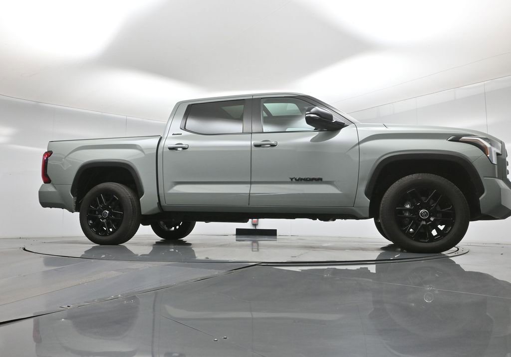 Used 2024 Toyota Tundra Limited image 3