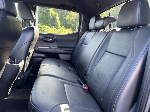 Used 2021 Toyota Tacoma TRD Off-Road w/ TRD Premium Off Road Package AWD/4WD image 34