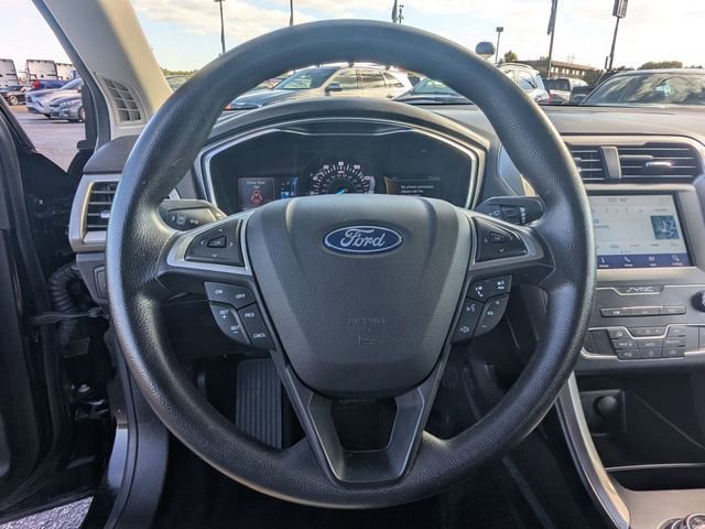 Certified 2020 Ford Fusion SE image 12