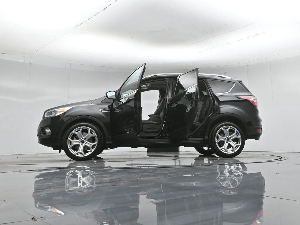Certified 2017 Ford Escape Titanium w/ Equipment Group 301A image 15