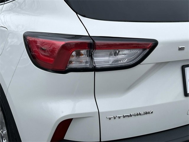 Certified 2022 Ford Escape Titanium w/ Titanium Elite Package image 10
