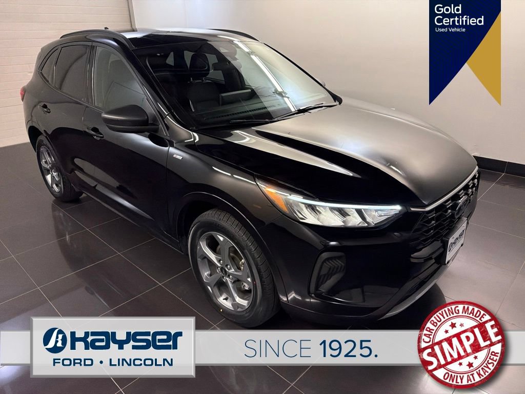 Certified 2024 Ford Escape ST-Line w/ Tech Pack #1 AWD/4WD image 1