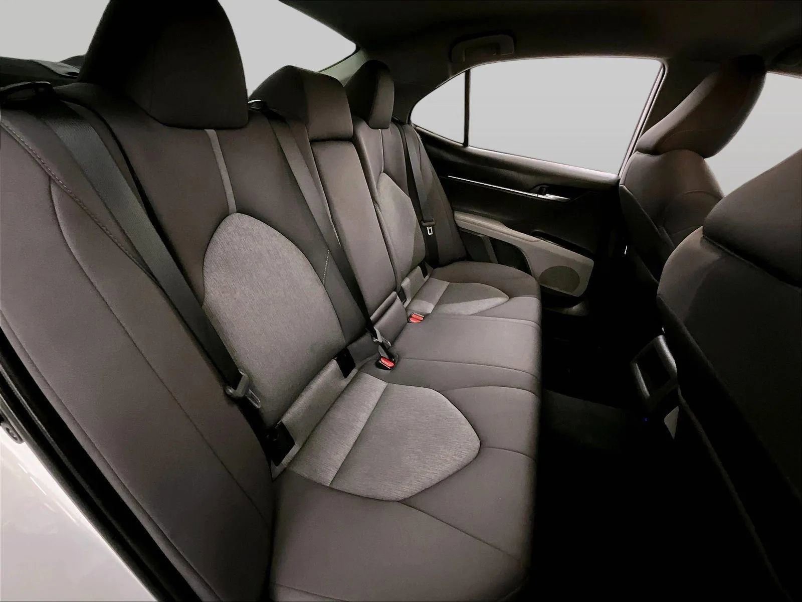 Used 2024 Toyota Camry LE image 26