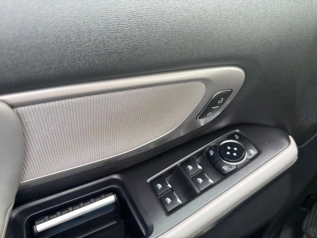 Certified 2025 Ford Expedition Active AWD/4WD image 45