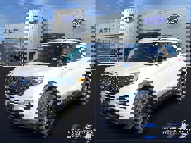 Certified 2023 Ford Explorer XLT w/ Equipment Group 202A image 6