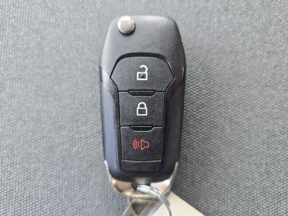 Certified 2025 Ford F350 XLT AWD/4WD image 23
