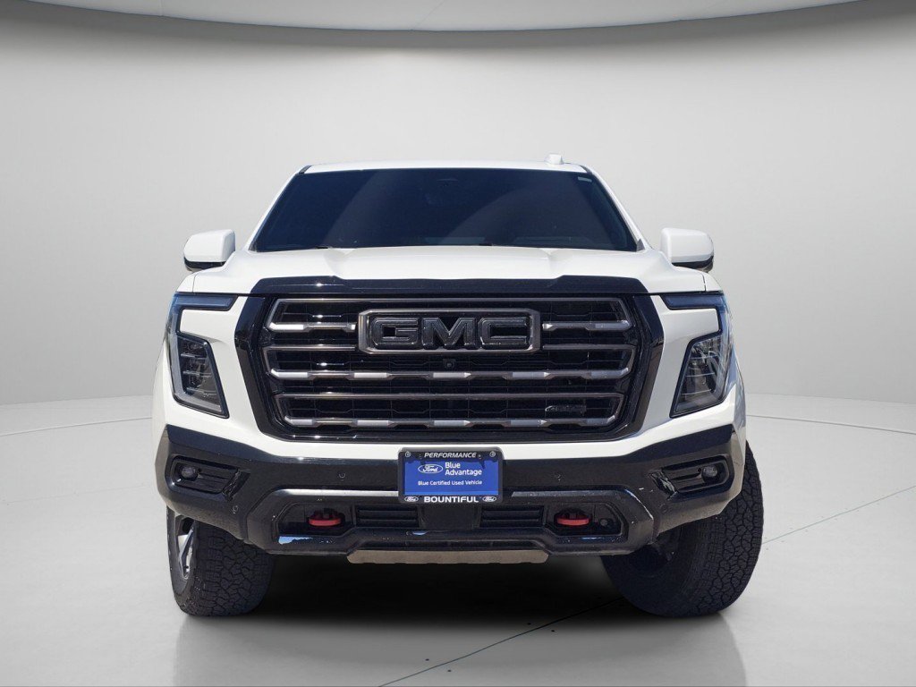 Used 2025 GMC Yukon AT4 Ultimate w/ LPO, Floor Liner Package AWD/4WD image 3