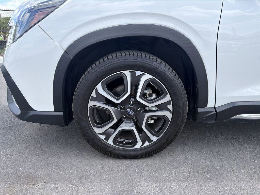 Used 2023 Subaru Ascent Limited w/ Technology Package image 33