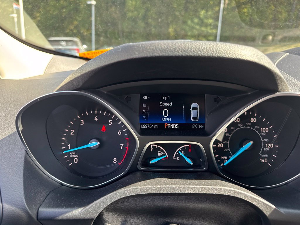 Certified 2018 Ford Escape SE w/ SE Sync 3 Package FWD image 10