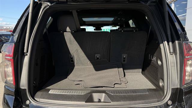 Used 2023 Chevrolet Tahoe Premier AWD/4WD image 29