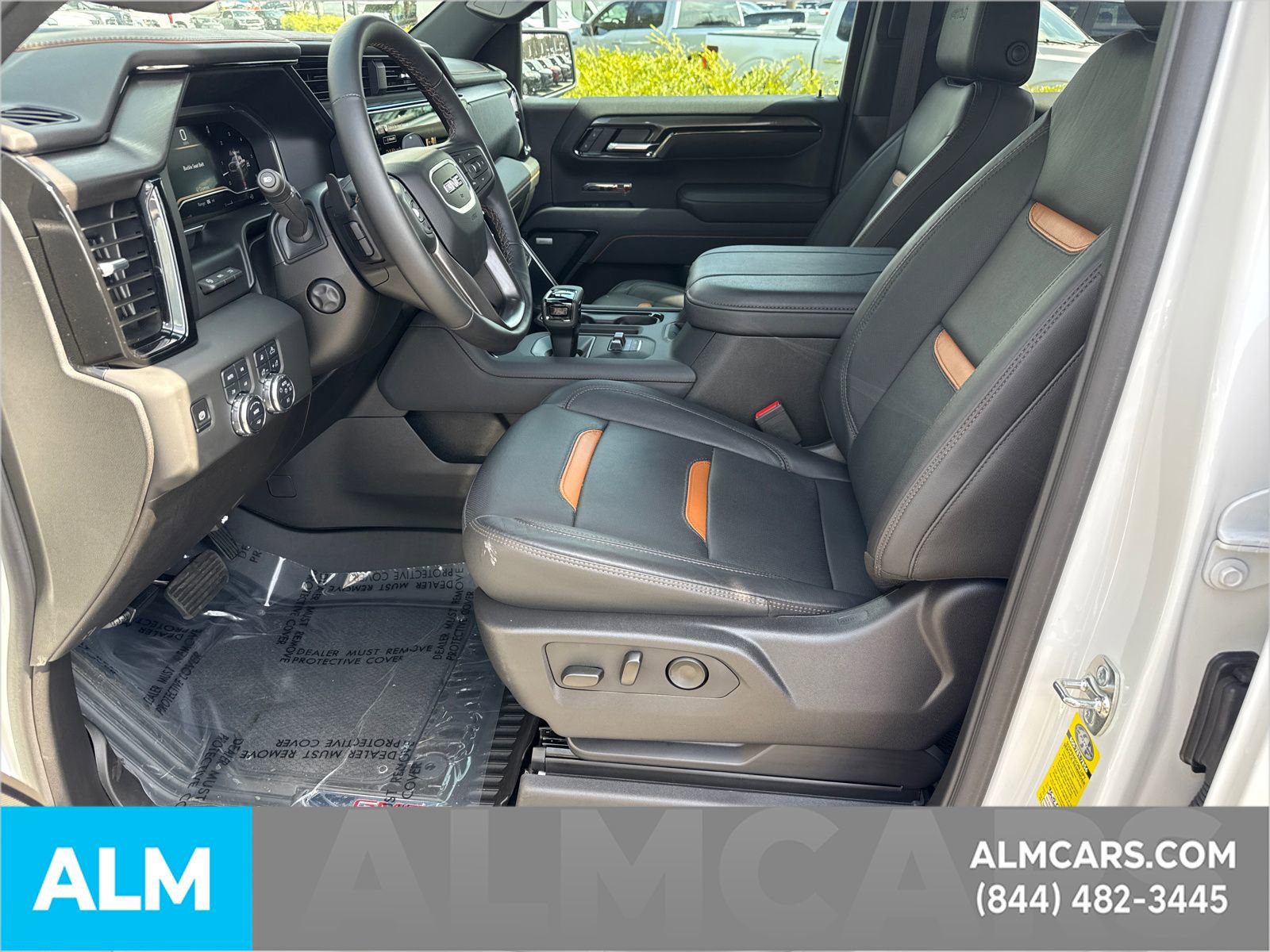 Used 2025 GMC Sierra 1500 AT4 w/ Technology Package image 11