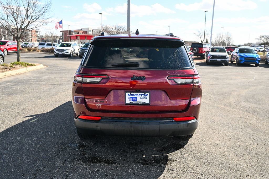 Used 2023 Jeep Grand Cherokee L Laredo AWD/4WD image 6