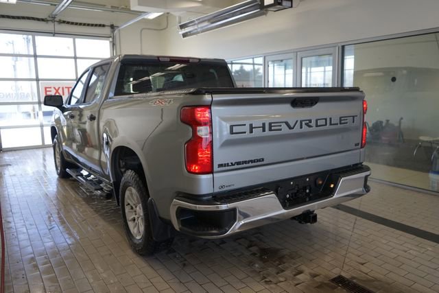 Used 2023 Chevrolet Silverado 1500 LT image 11