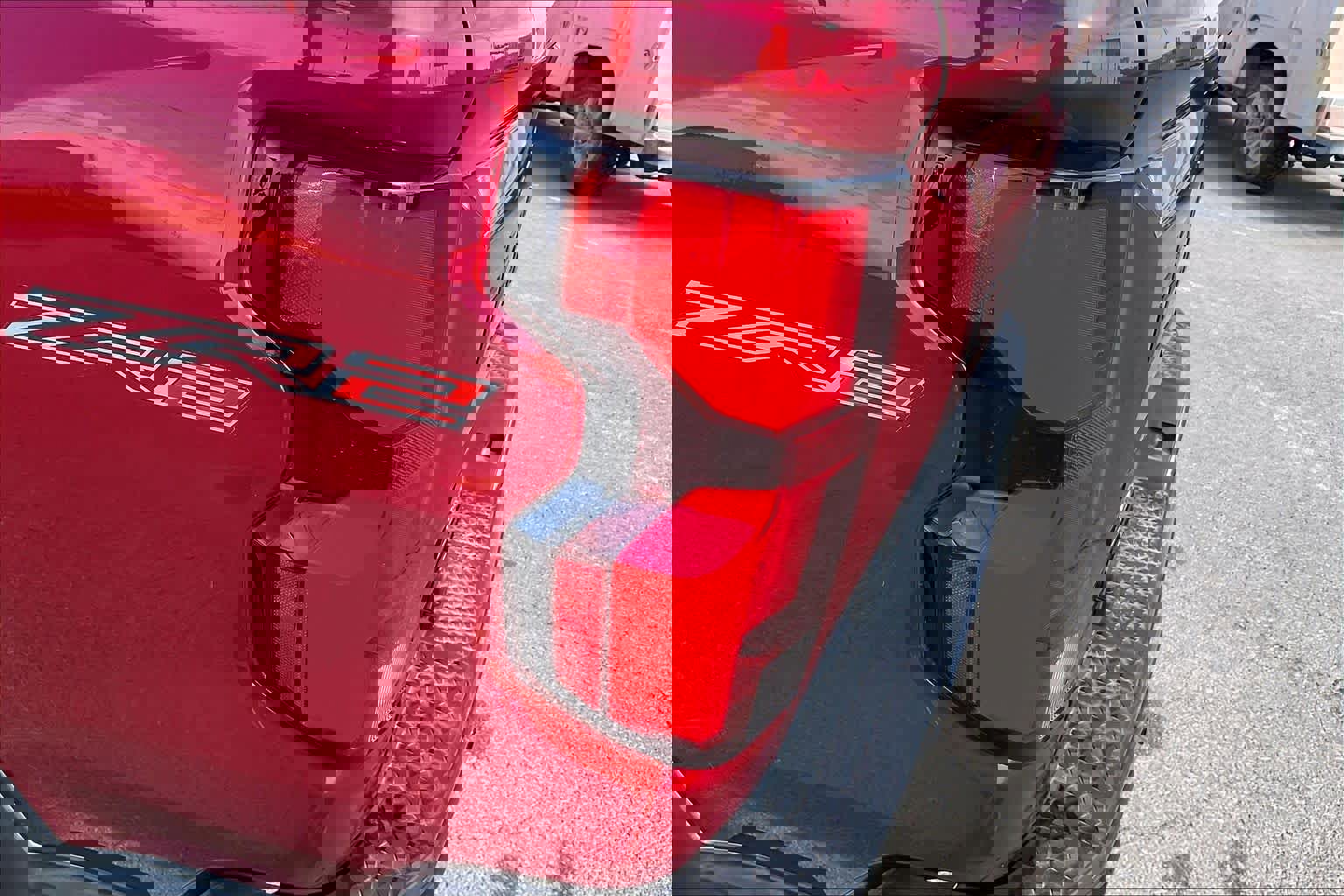 Used 2025 Chevrolet Colorado ZR2 w/ Technology Package image 27