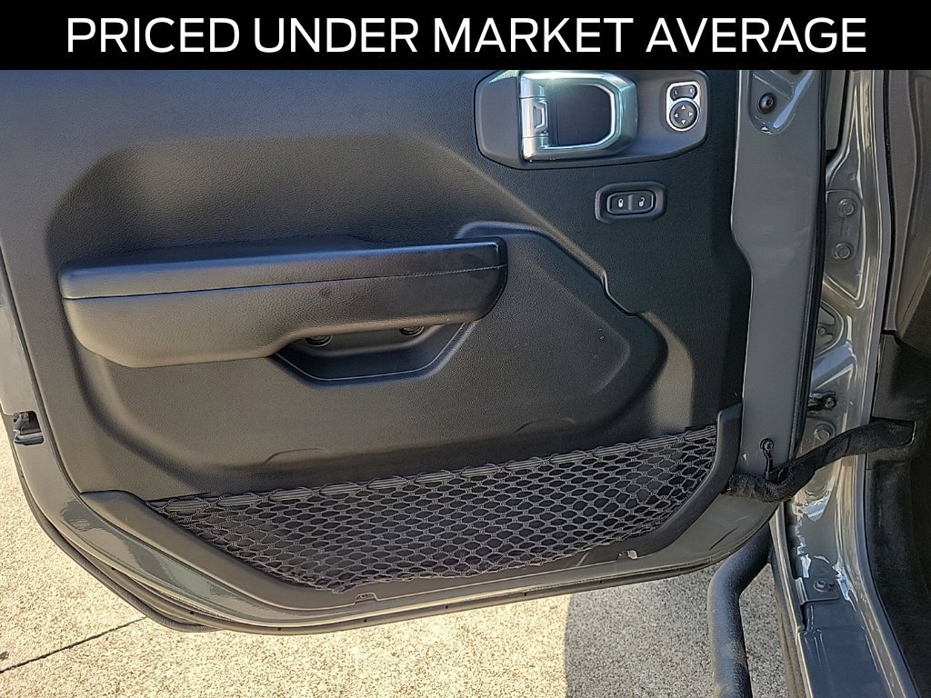 Used 2021 Jeep Wrangler Unlimited Sport AWD/4WD image 20