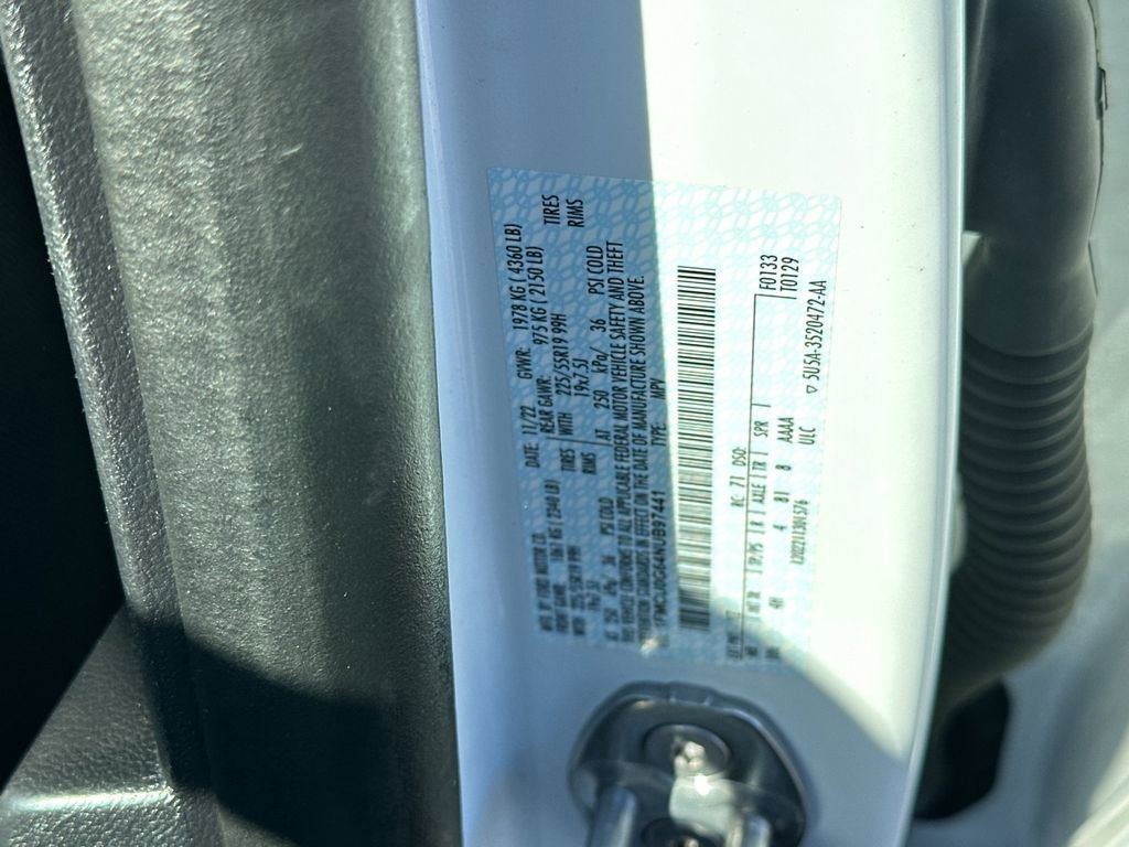 Certified 2022 Ford Escape SE w/ SE Sport Appearance Package image 28