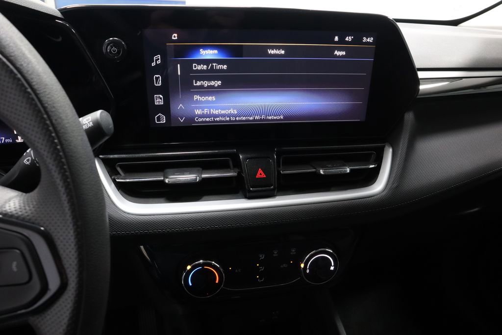 Used 2025 Chevrolet TrailBlazer LT image 31